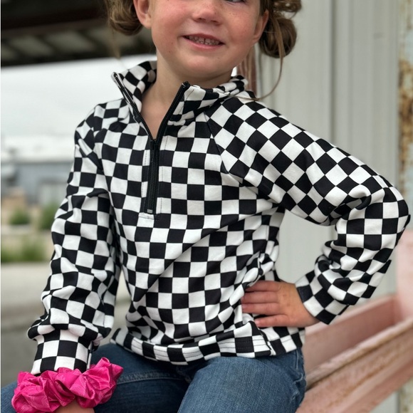 Round The Track Quarter Zip - Picture 1 of 3